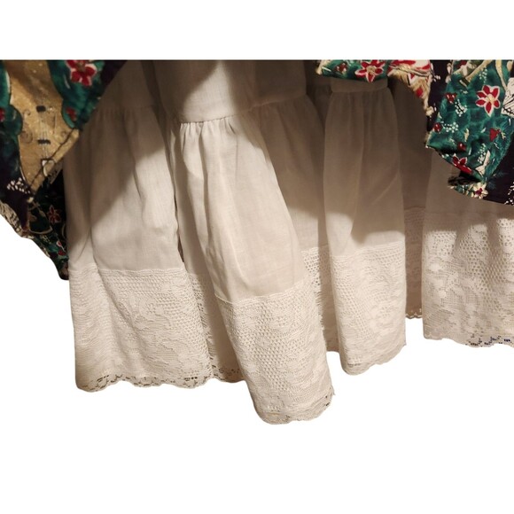 Mini World Dress Christmas Music Print Petticoat Lace Girls 14 Made in USA - Picture 6 of 9